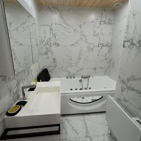 T3 Bagneres De Luchon , St Mamet Апартаменты *